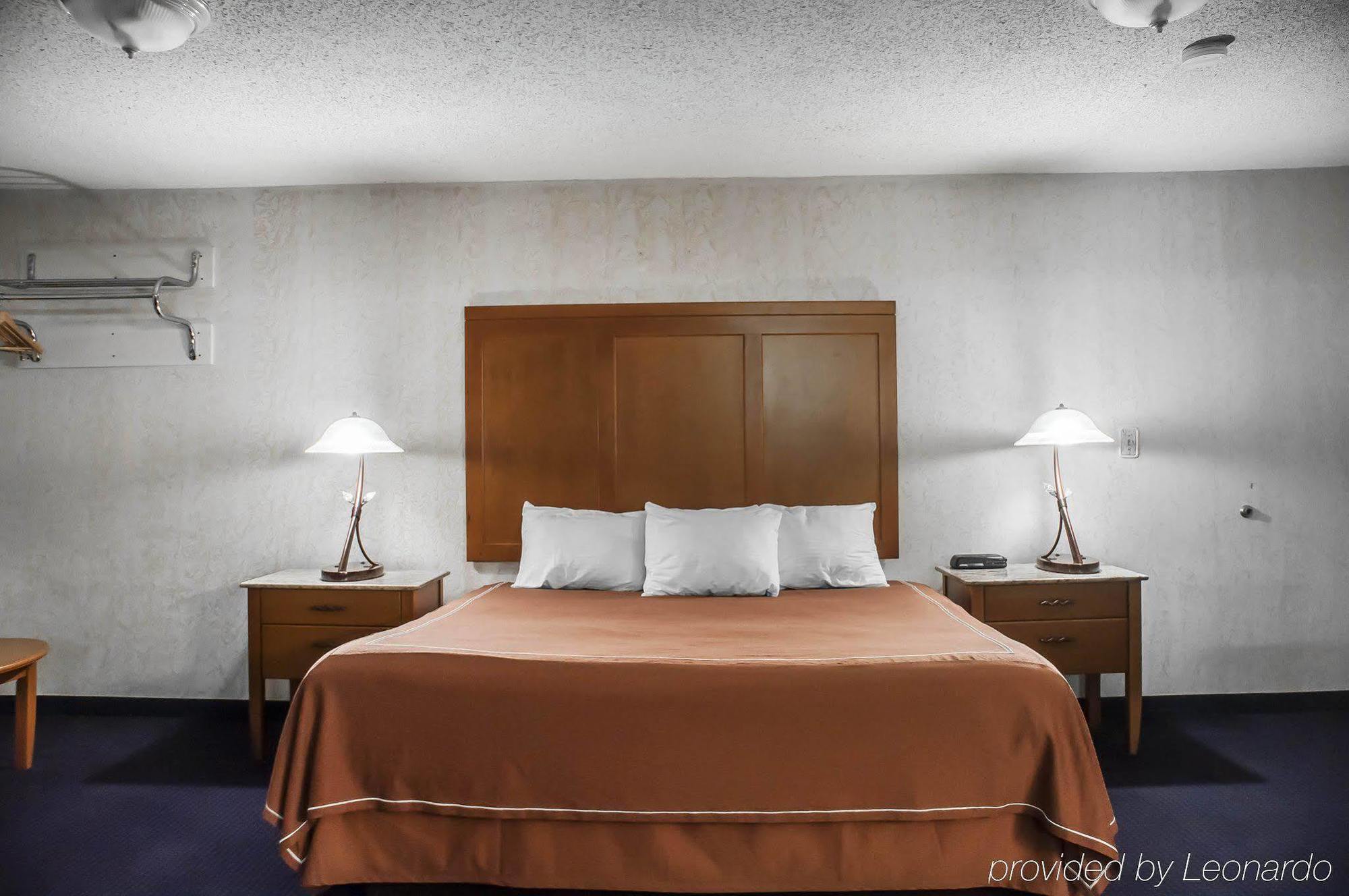 Castle Inn&Suites Niagara Falls Exterior foto