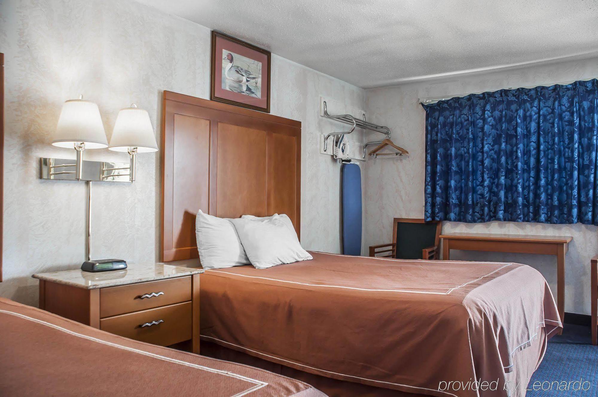 Castle Inn&Suites Niagara Falls Exterior foto